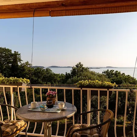 Belenum - Double With Balcony And Sea View No 2 Apartment *
