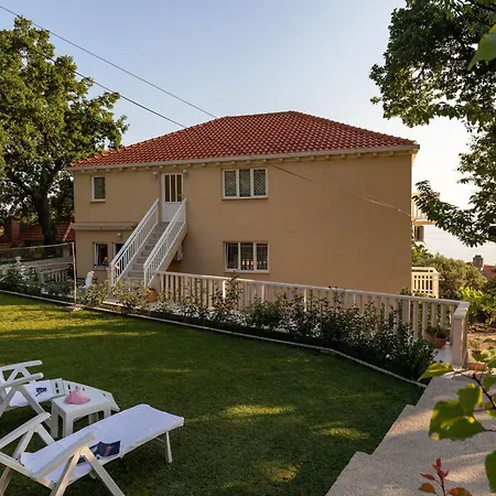 Belenum - Double With Balcony And Sea View No 2 *