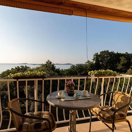 Belenum - Double With Balcony And Sea View No 2 Apartamento