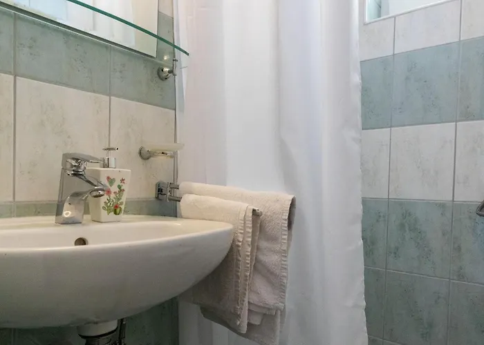 Belenum - Double With Balcony And Sea View No 2 믈리니